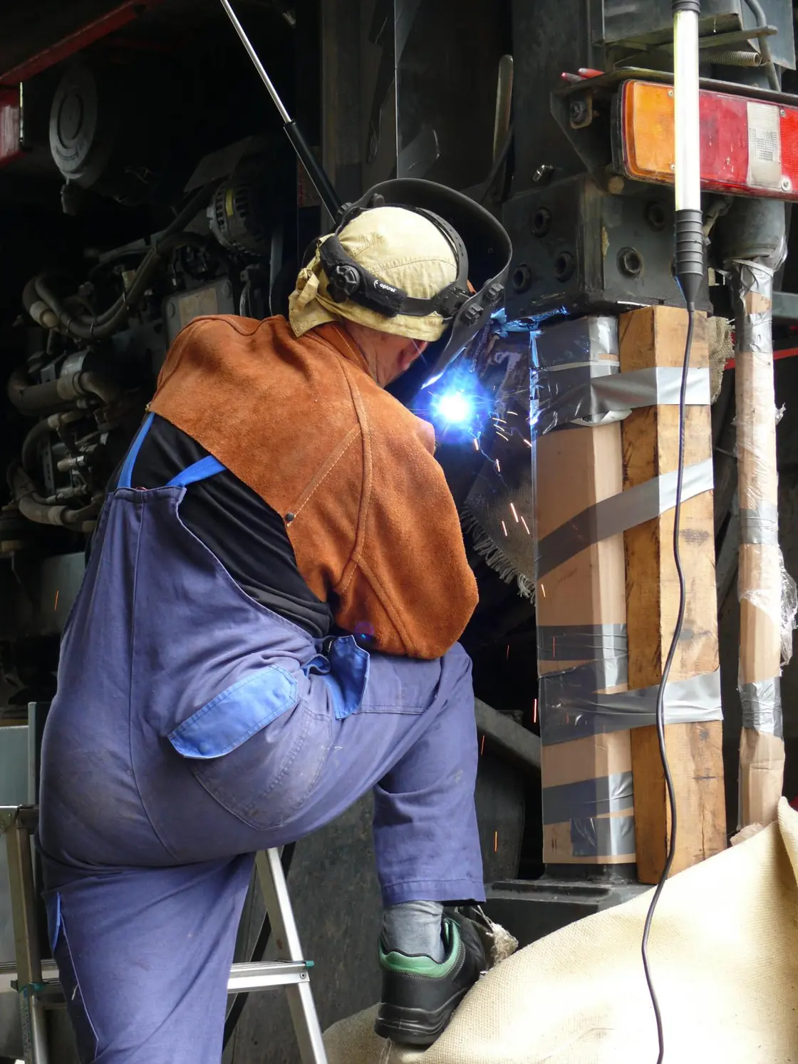 Montage bei der Schwarz Metallbau GmbH